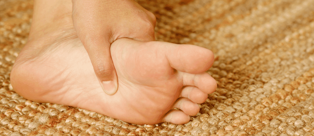 How to Relieve Foot Cramps at Night? 4 Remedies to Try
