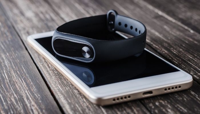fitbit wristwear on a smartphone