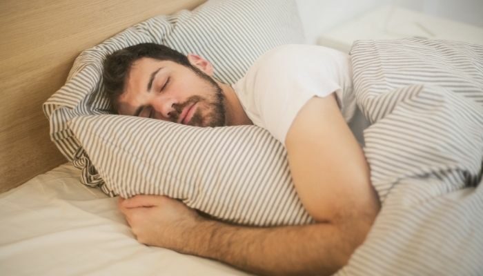 a comfortable sleep environment is good for falling asleep